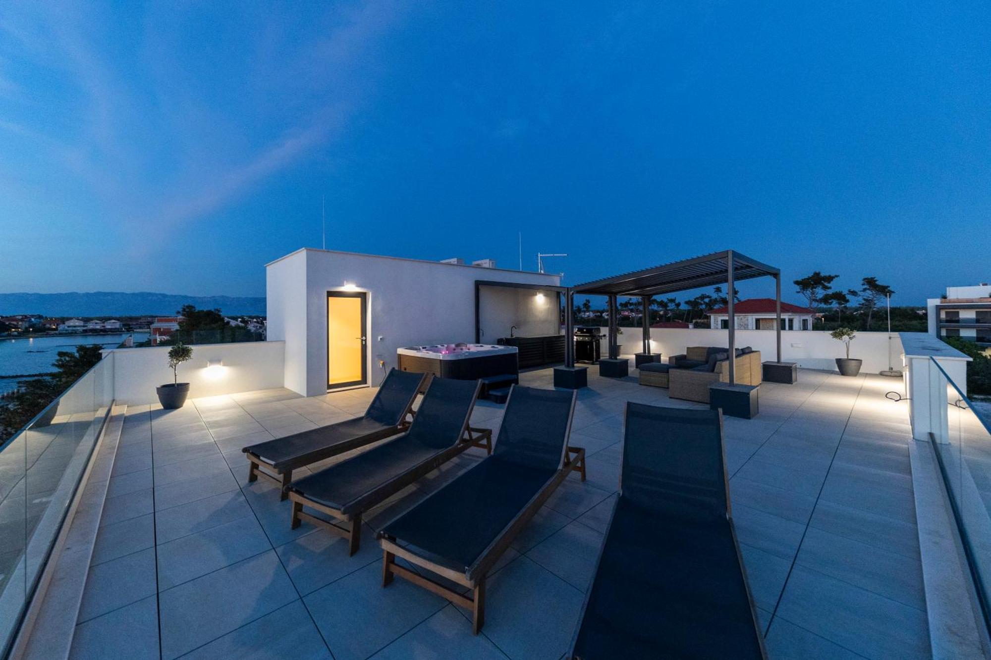 Aqua Blue By Belmont Realty Lejlighed Privlaka  Eksteriør billede