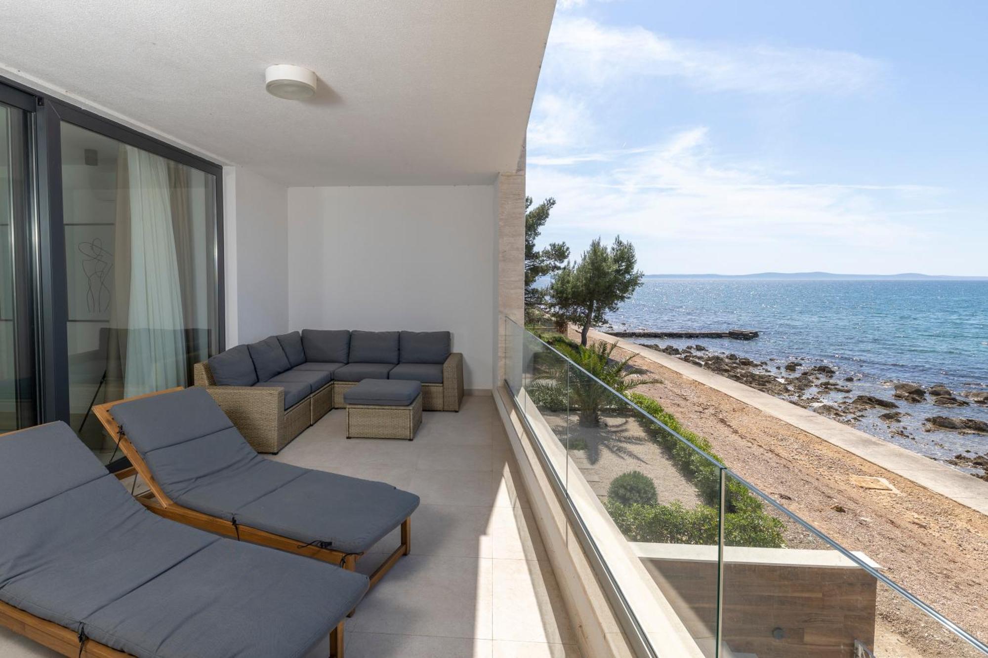 Aqua Blue By Belmont Realty Lejlighed Privlaka  Eksteriør billede